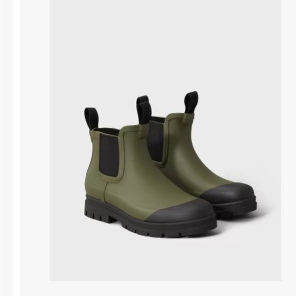 Everlane Green and Black Chelsea Rain Boots - Picture 2 of 6